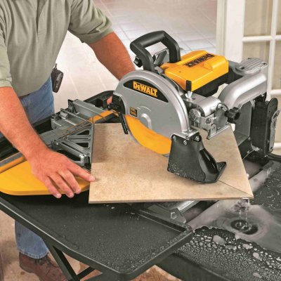 DeWALT D24000 Rezačka na mokré rezanie obkladov a dlažby 95 mm + podstavec D240001