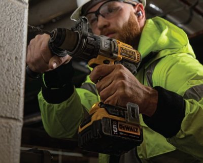 DeWALT DCD991P2 Aku bezuhlíková trojrýchlostná vŕtačka 18 V, 5 Ah