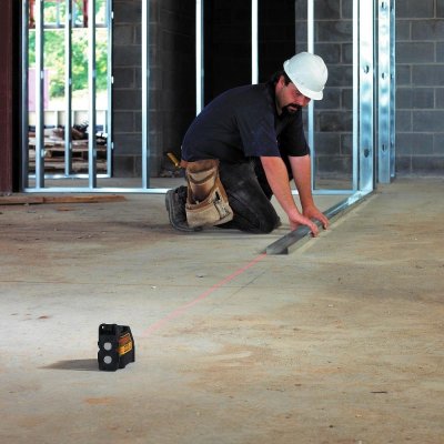DeWALT DW088KD Laserový kríž červený s prijímačom