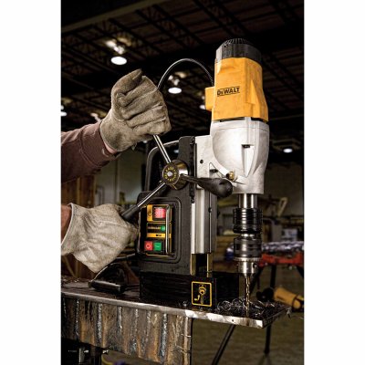 DeWALT DWE1622K Magnetická vŕtačka 50 mm