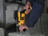 DeWALT DWD024S Príklepová vŕtačka 650 W