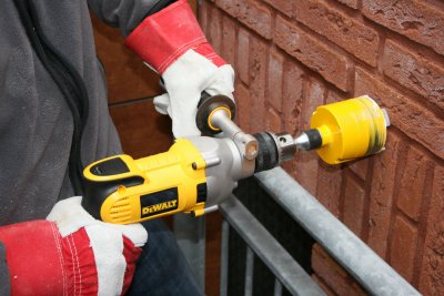 DeWALT D21570K Vŕtačka na diamantové vŕtanie 1 300 W