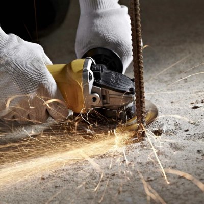 DeWALT DWE4238 Uhlová brúska 150 mm