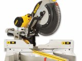 DeWALT DWS780 Pokosová píla 305 mm s XPS