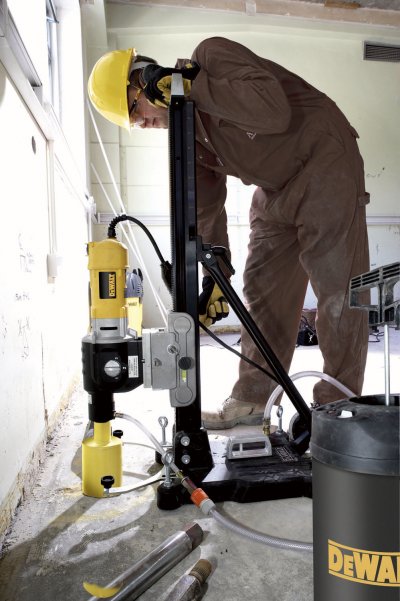 DeWALT D215824 Vodná tlaková nádoba 10 l