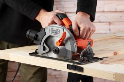 BLACK+DECKER CS1550 Kotúčová píla 66 mm, 1500 W