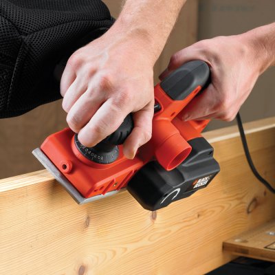 BLACK+DECKER KW750K Hoblík 750 W