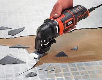 BLACK+DECKER MT300KA Oscilačná brúska s náradím 300 W