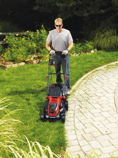 BLACK+DECKER CLM3820L2 Aku kosačka bez pojazdu 36 V