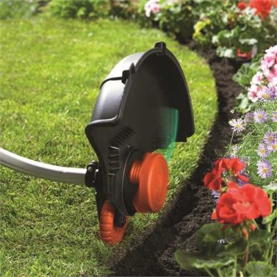 BLACK+DECKER GL7033 Strunová kosačka 700 W
