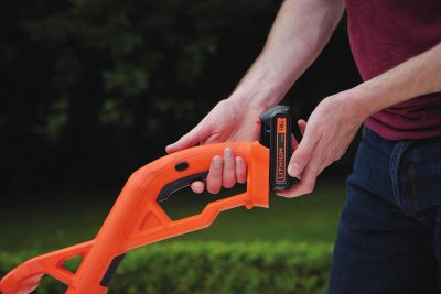 BLACK+DECKER ST1823 Aku strunová kosačka 18 V, 1,5 Ah