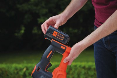 BLACK+DECKER GTC36552PC Aku nožnice na živý plot 36 V, 2 Ah