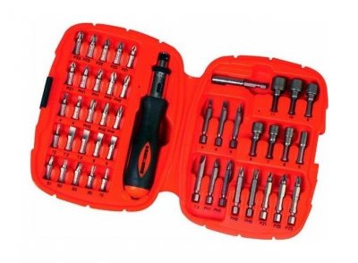 BLACK+DECKER A7039-XJ 45-dielna súprava bitov a nástrčkových kľúčov
