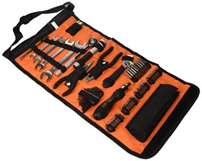BLACK+DECKER A7144-XJ 71-dielna súprava klieštov, kľúčov, bitov