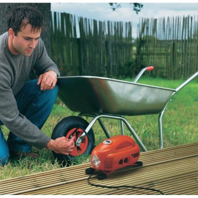 BLACK+DECKER ASI200 Kompresor na 12 V