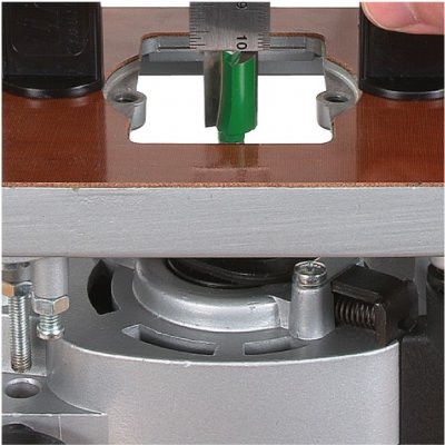 TREND 102-GAUGE/1 Hĺbkomer pre hornú frézku