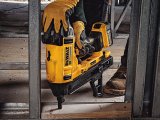 DeWALT DCN890P2 Aku klincovačka do betónu, 18 V, 5 Ah