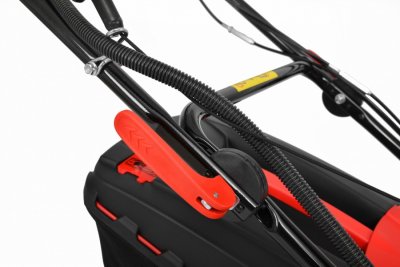 HECHT5484SXE5IN1 Motorová kosačka 5 v 1 s pojazdom 135 cm3, 60 l