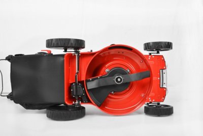 HECHT5484SXE5IN1 Motorová kosačka 5 v 1 s pojazdom 135 cm3, 60 l