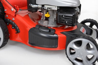 HECHT548SW5IN1 Motorová kosačka 5 v 1 s pojazdom 135 cm3, 60 l