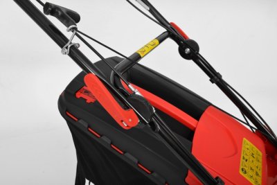 HECHT548SW5IN1 Motorová kosačka 5 v 1 s pojazdom 135 cm3, 60 l