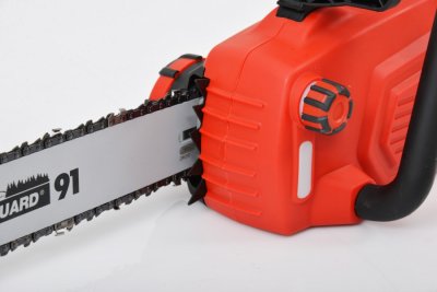 HECHT2439 Elektrická reťazová píla 2400 W s plynulým rozbehom, 40 cm