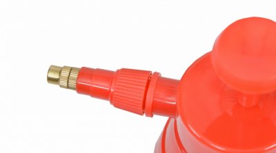 HECHT415V Tlakový ručný postrekovač 1,5 l