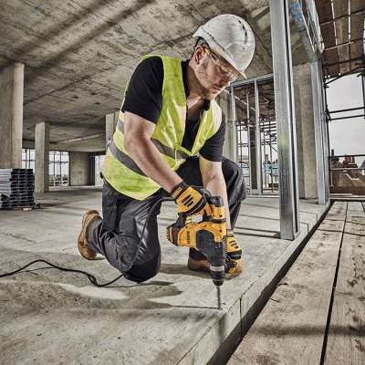 DeWALT D25334K Kombinované kladivo SDS-plus 950 W