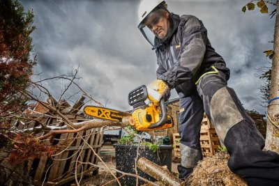 DeWALT DCM565N Aku reťazová píla 30 cm 18 V