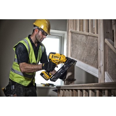 DeWALT DCN650N Klincovačka 18 V