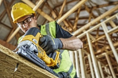 DeWALT DCS334N Aku priamočiara píla 18 V XR