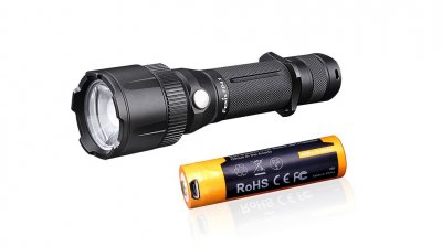 FENIX FD41 Zaostrovacie svietidlo + USB aku 2600 mAh, 900 lm, 340 m