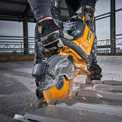 DeWALT DCS690X2 Rozbrusovacia píla 230 mm FLEXVOLT 54 V, 9 Ah