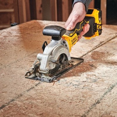 DeWALT DCS571NT Aku kotúčová píla 115 mm, 18 V
