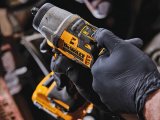 DeWALT DCF902D2 Aku rázový uťahovač bezuhlíkový 12 V, 2 Ah