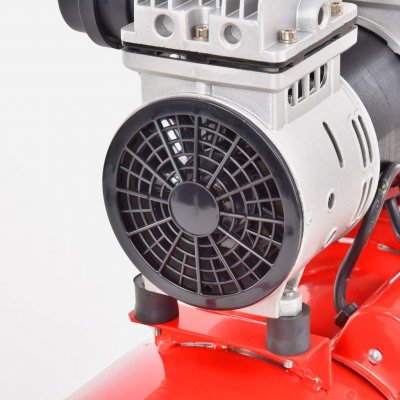 HECHT2086 Bezolejový kompresor 8 bar, 50 l