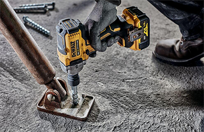 DeWALT DCF892NT Aku rázový uťahovač 1/2" XR 18 V