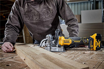 DeWALT DCW682NT Aku lamelovacia frézka XR 18 V
