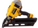 DeWALT DCK264P2 Kombo sada - aku klincovačka DCN660 + DCN692, 18 V, 5 Ah