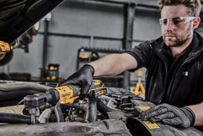 DeWALT 3/8" 18V AKU račňa DCF513D1G 1x 2,0ah